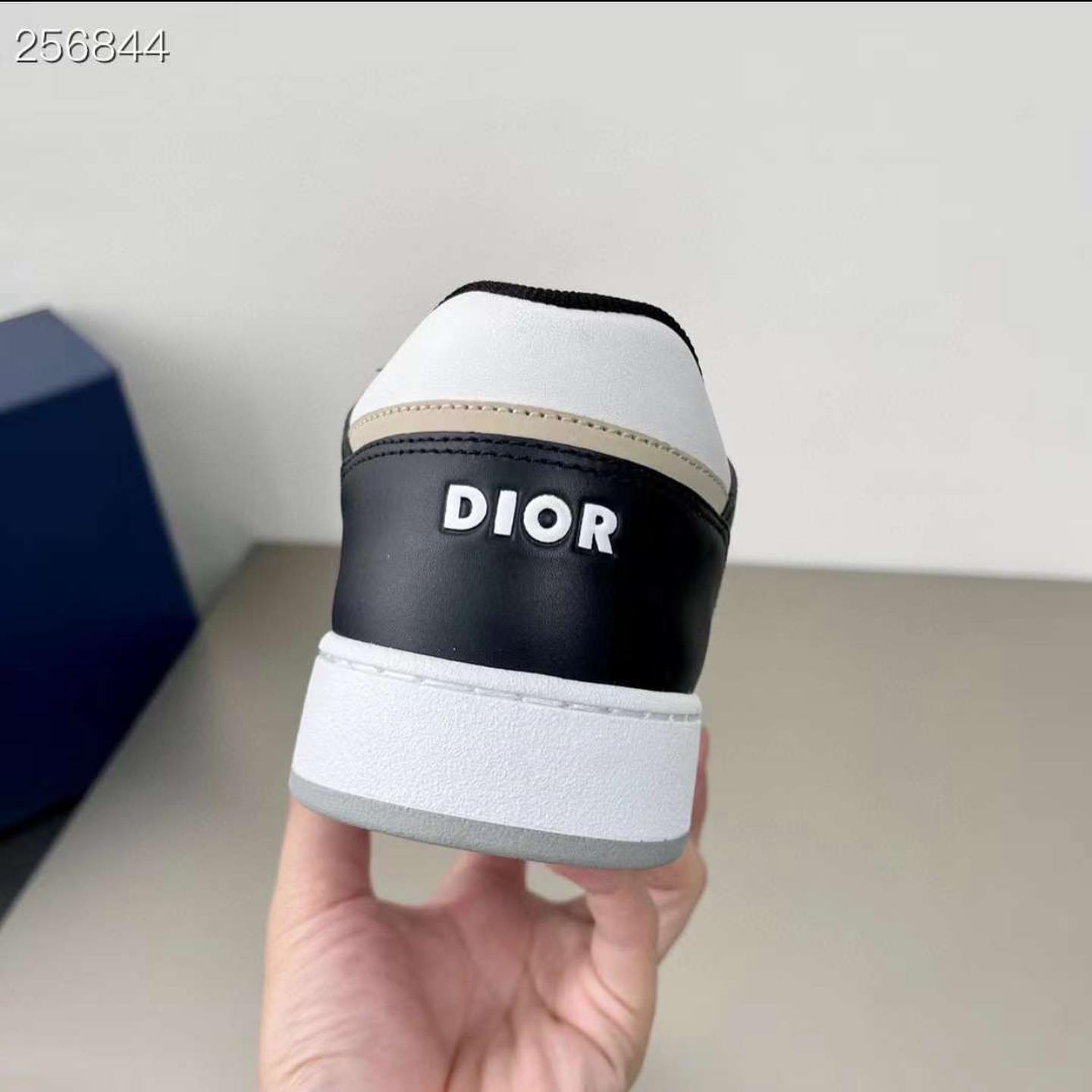 Dior