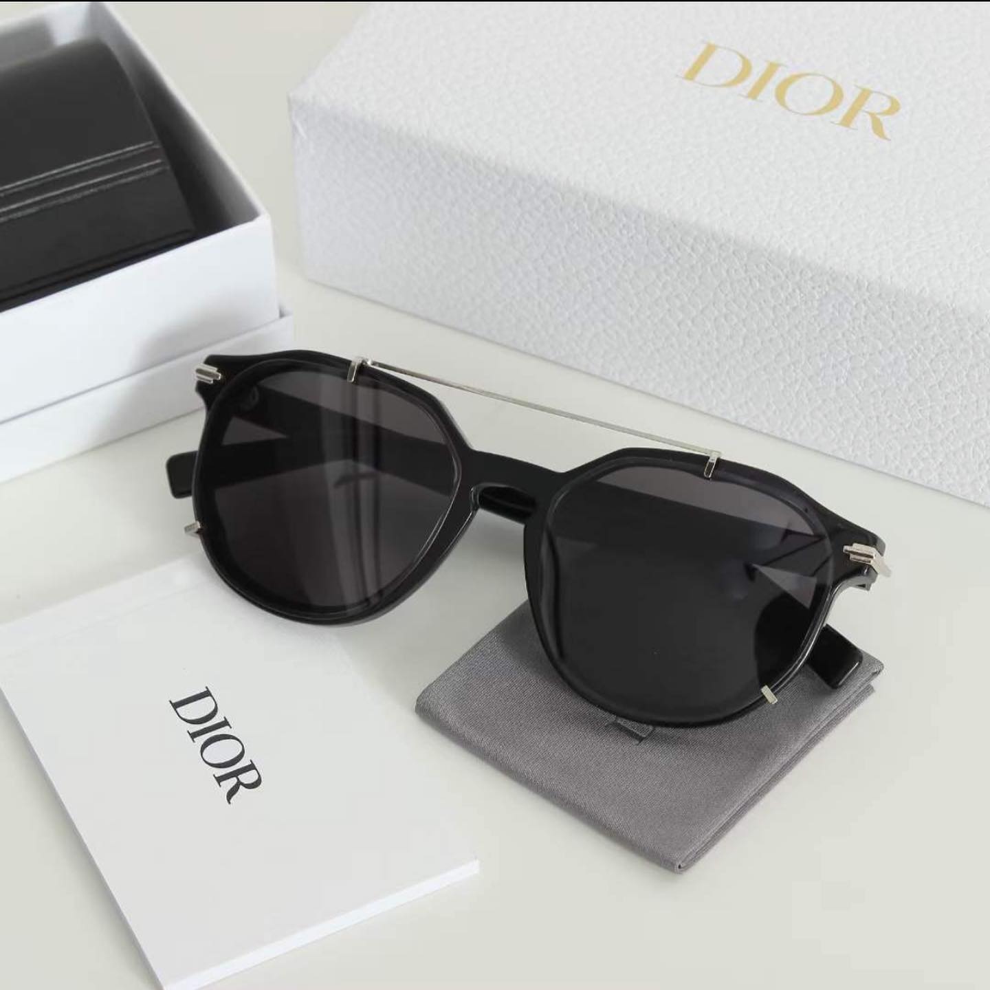 Dior